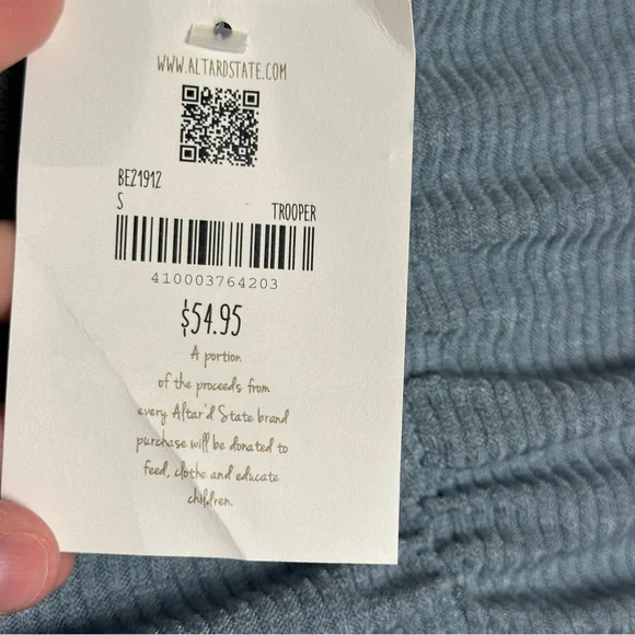 Altar'd State Light Blue Ruched Puff Sleeve Crop Top Small NWT $54.95 - Picture 11 of 11